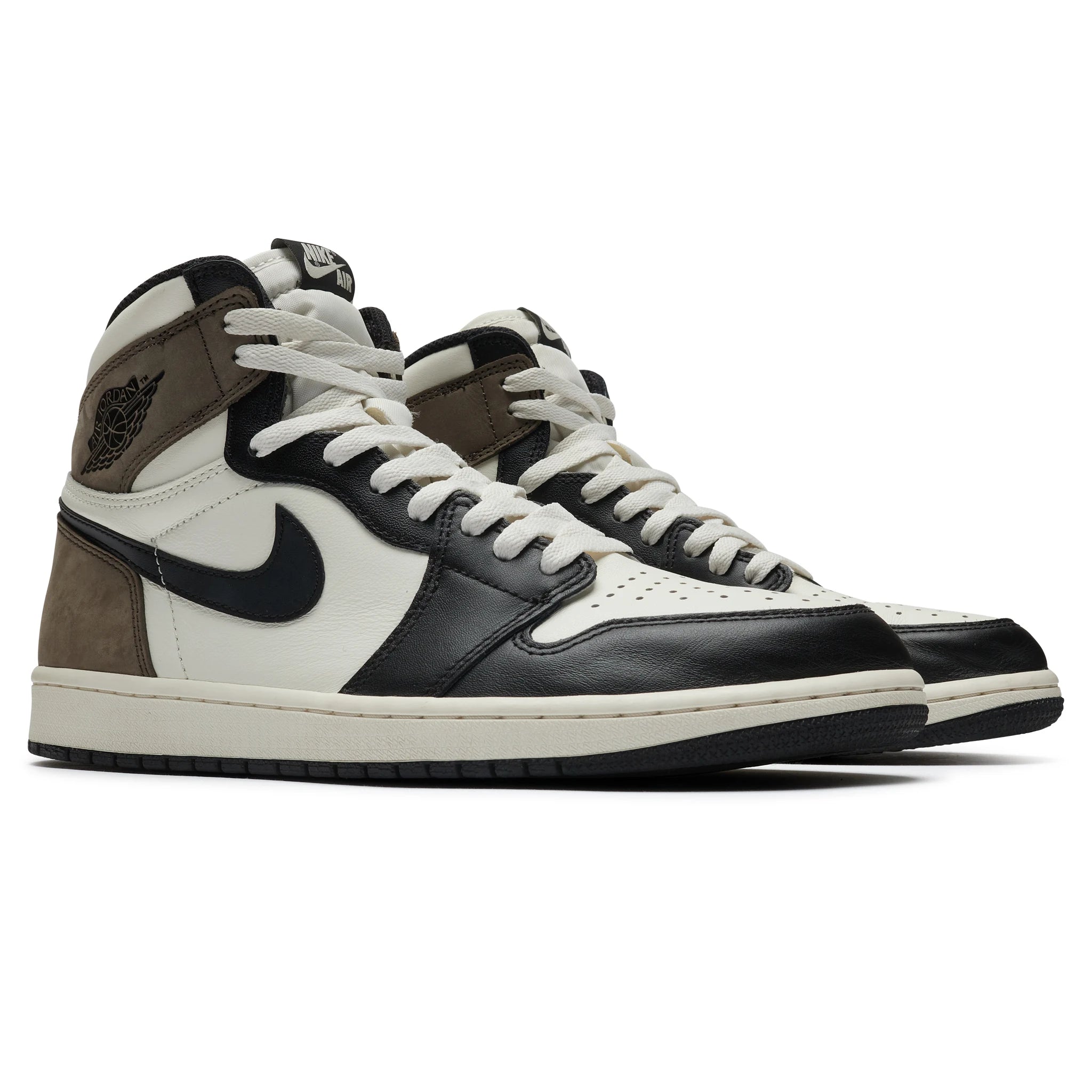 Front Side View of Preloved - Air Jordan 1 High Mocha 555088-105